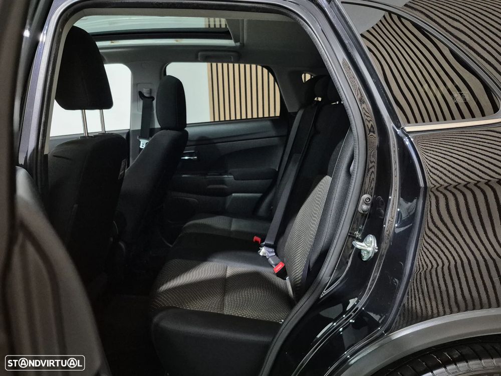 Mitsubishi ASX 1.6 Cross City - 26