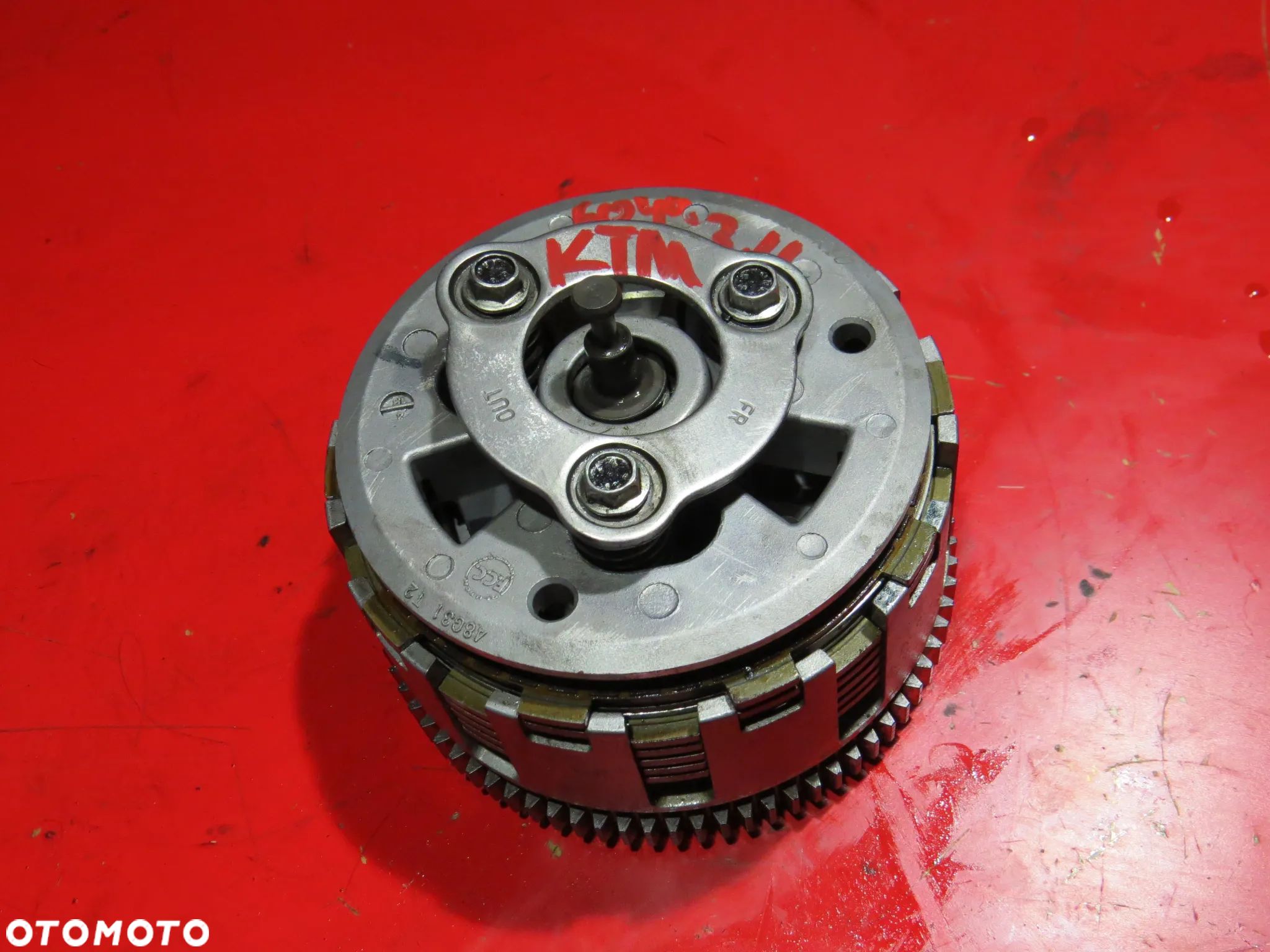 KTM RC 125 RC125 21  sprzęgło kosz sprzęgła tarcze docisk sprężyny zabierak - 1