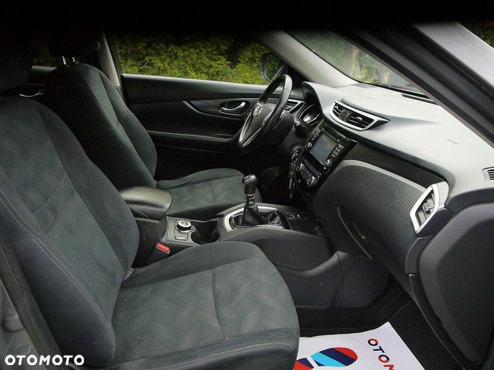 Nissan X-Trail 1.6 dCi ALL-MODE 4x4i N-Connecta - 32