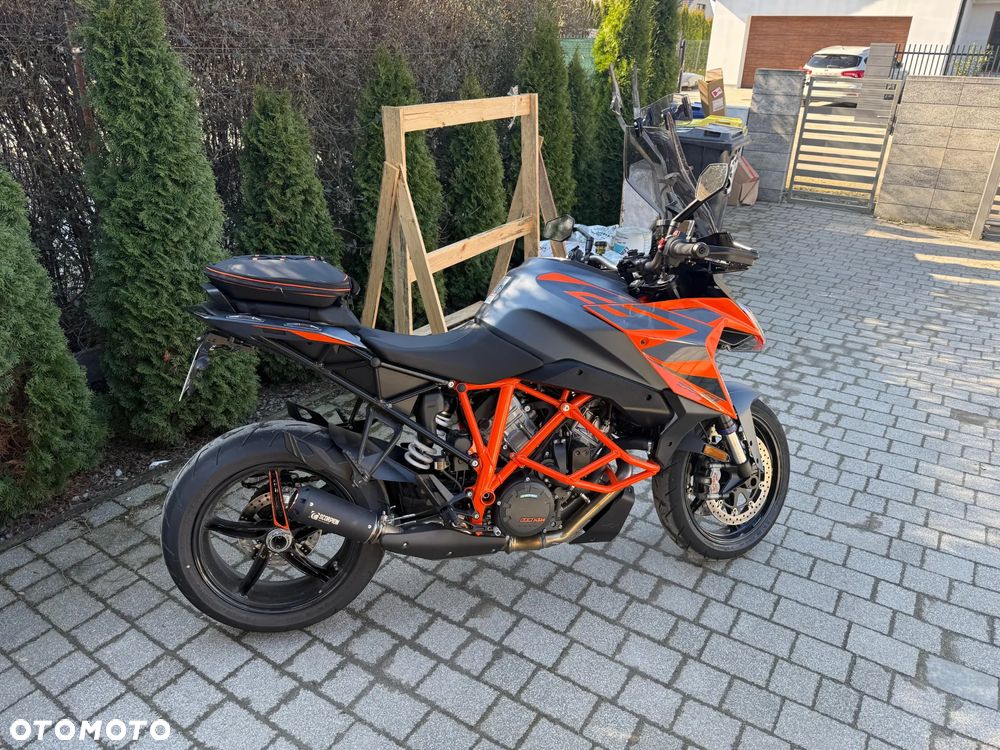 KTM Super Duke - 1