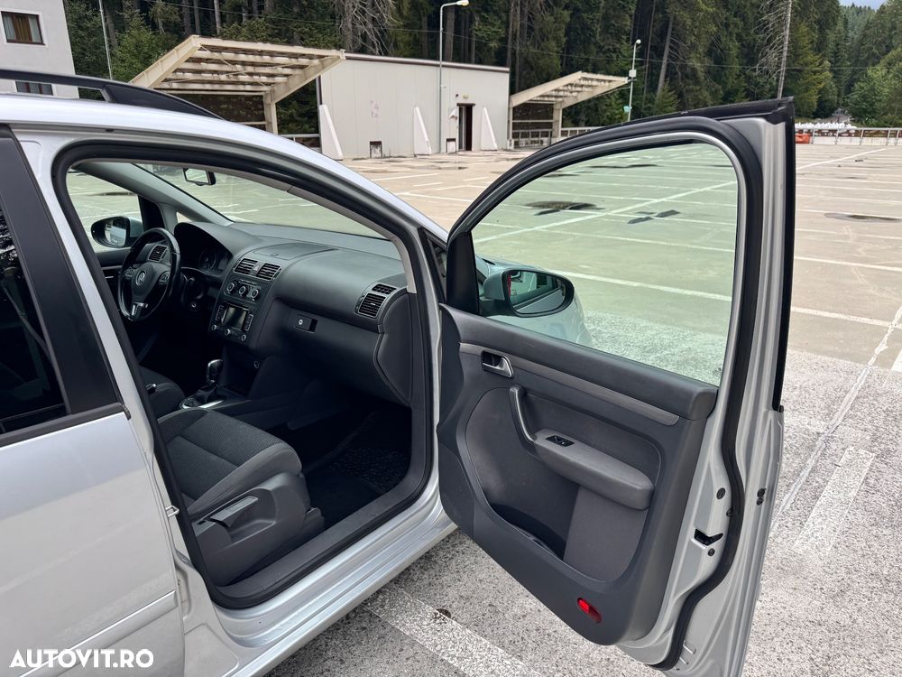 Volkswagen Touran 2.0 TDI DSG Highline - 15