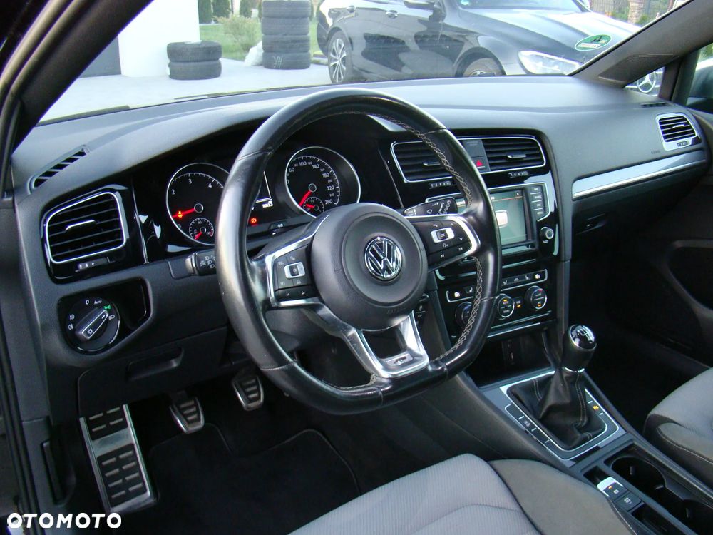 Volkswagen Golf 2.0 TDI BMT Highline - 23