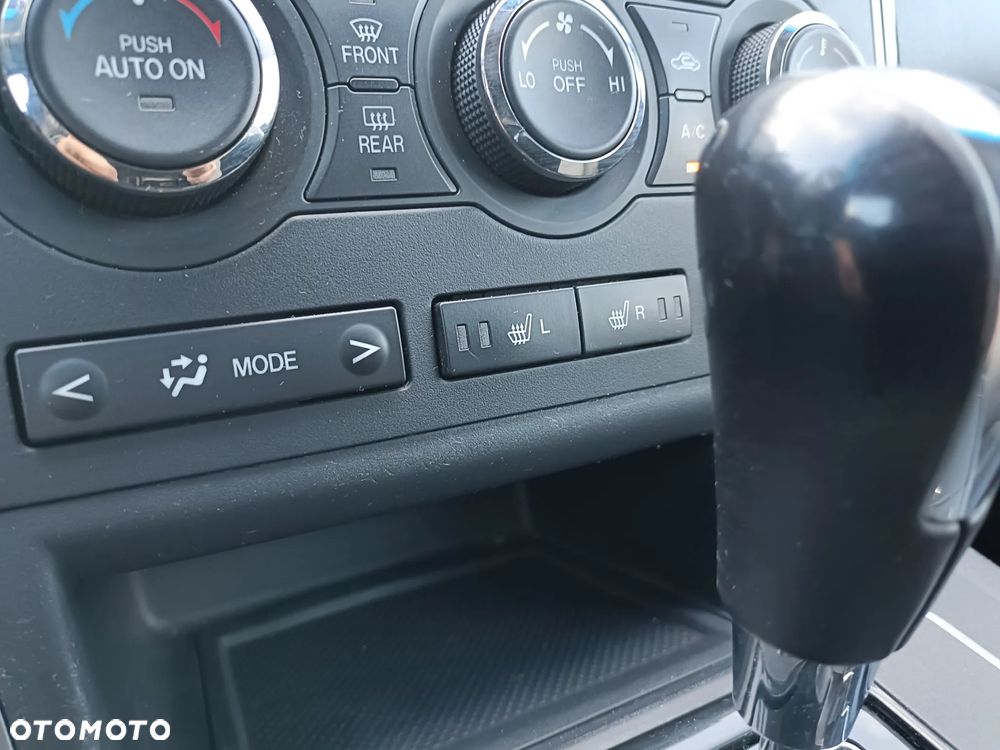 Mazda CX-9 3.7 V6 - 23