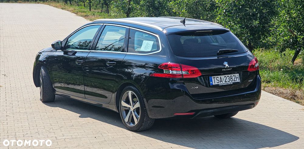 Peugeot 308 1.2 PureTech Allure S&S EAT6 - 14