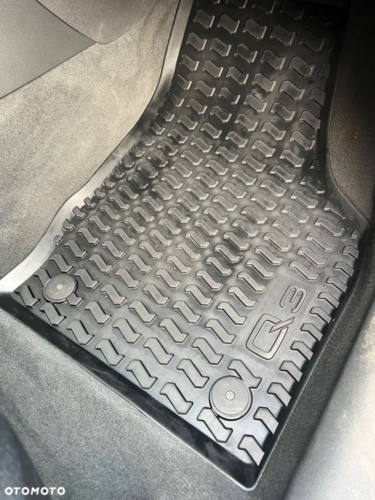 Audi Q3 2.0 TDI Design - 35