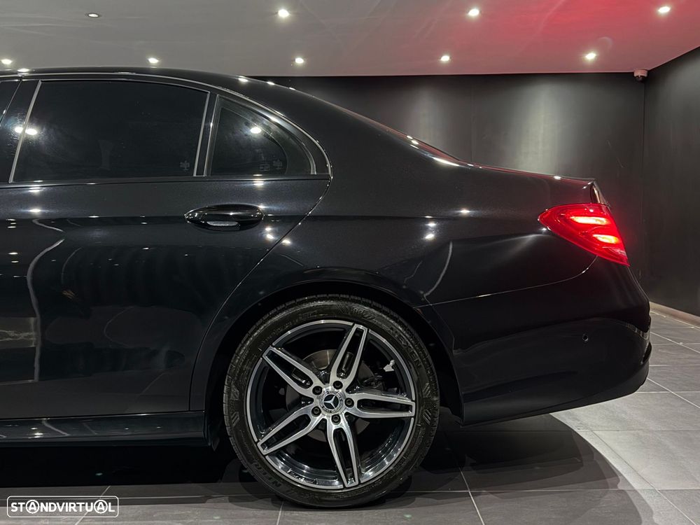 Mercedes-Benz E 220 d 4Matic 9G-TRONIC AMG Line - 5