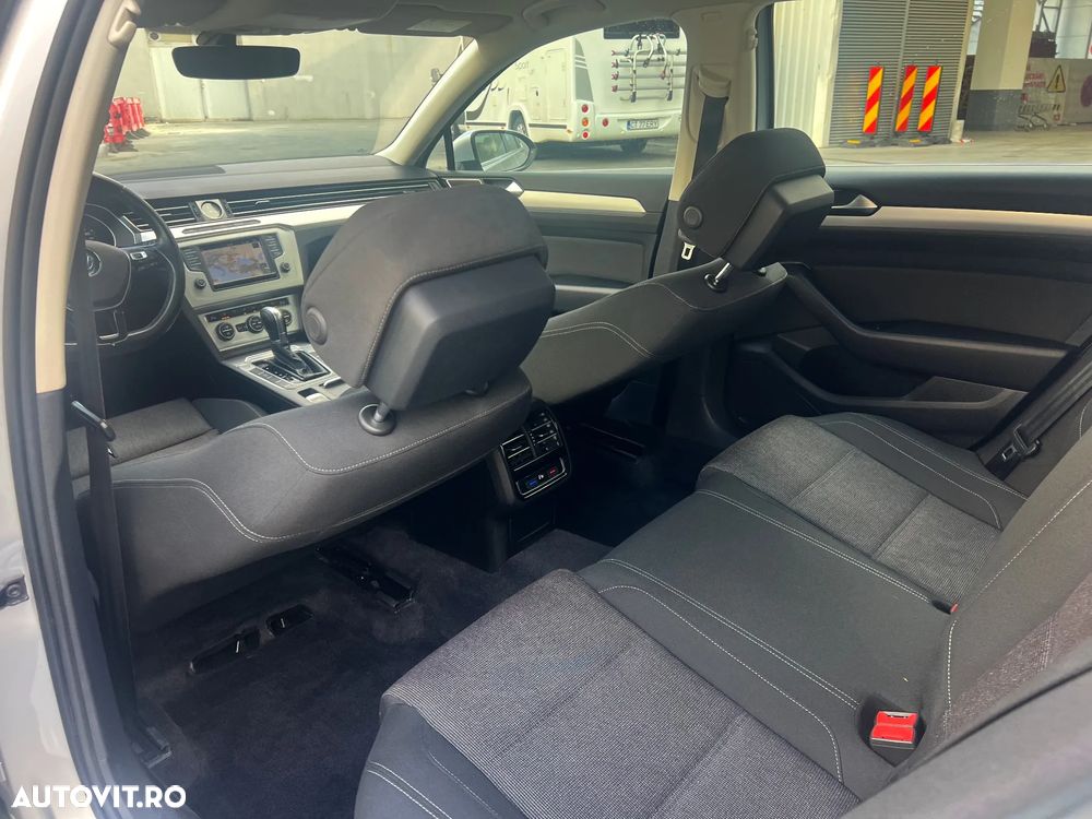 Volkswagen Passat Variant 2.0 TDI DSG (BlueMotion Technology) Highline - 26