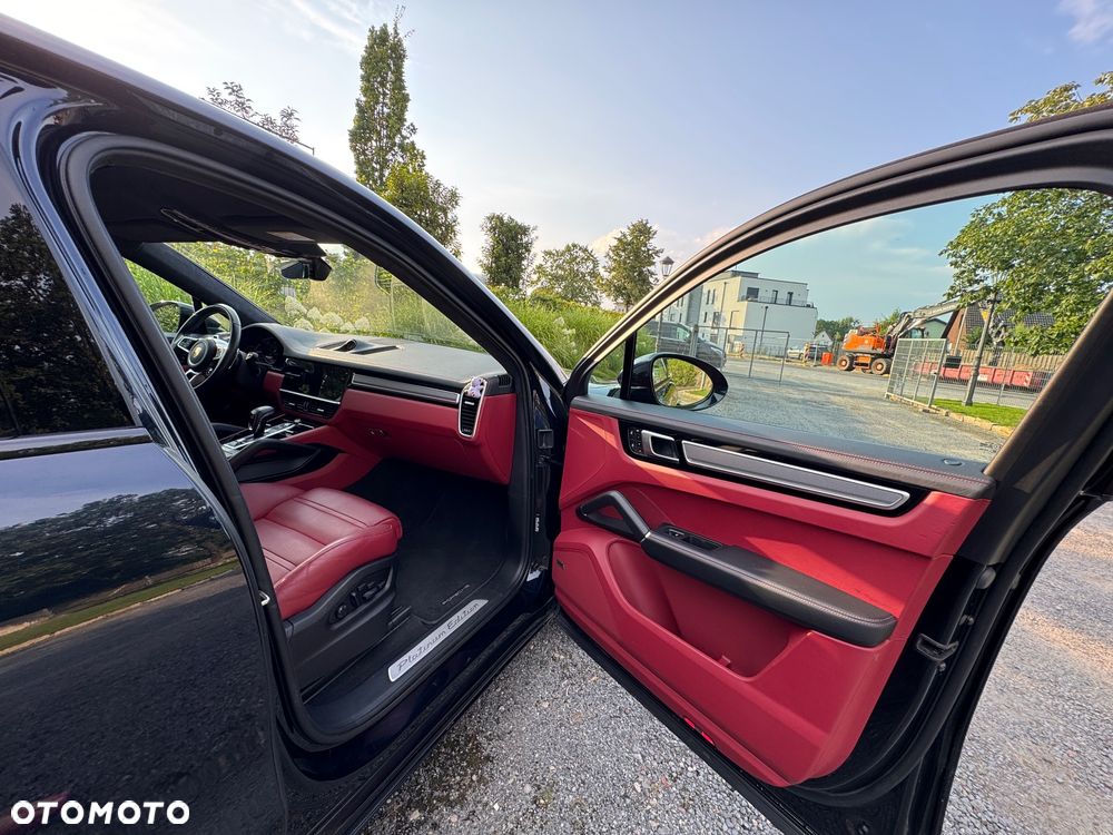 Porsche Cayenne Platinum Edition - 19
