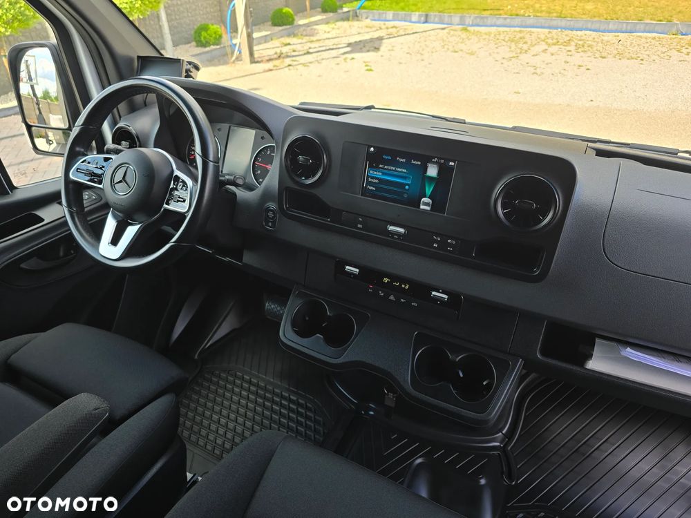 Mercedes-Benz SPRINTER 319 3.0 V6 190KM 60 Tyś km LONG 4,80cm Długi BOGATA OPCJA WYPOSAŻENIA KAMERA FUL LED HIGH PERFORMANCE MBOX 7 cala SEDZENIE KIEROWCY KOMFORTOWE TEMPOMAT AKTYWNY SALON PL STAN NOWY NOWY NOWY SERWIS ASO DO OSTATNIEGO Km - 3
