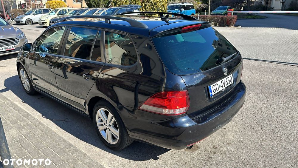 Volkswagen Golf 1.6 TDI DPF BlueMotion Technology MATCH - 6