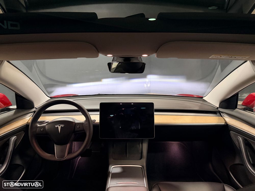 Tesla Model 3 Long Range AWD Dual Motor — fotografia 11