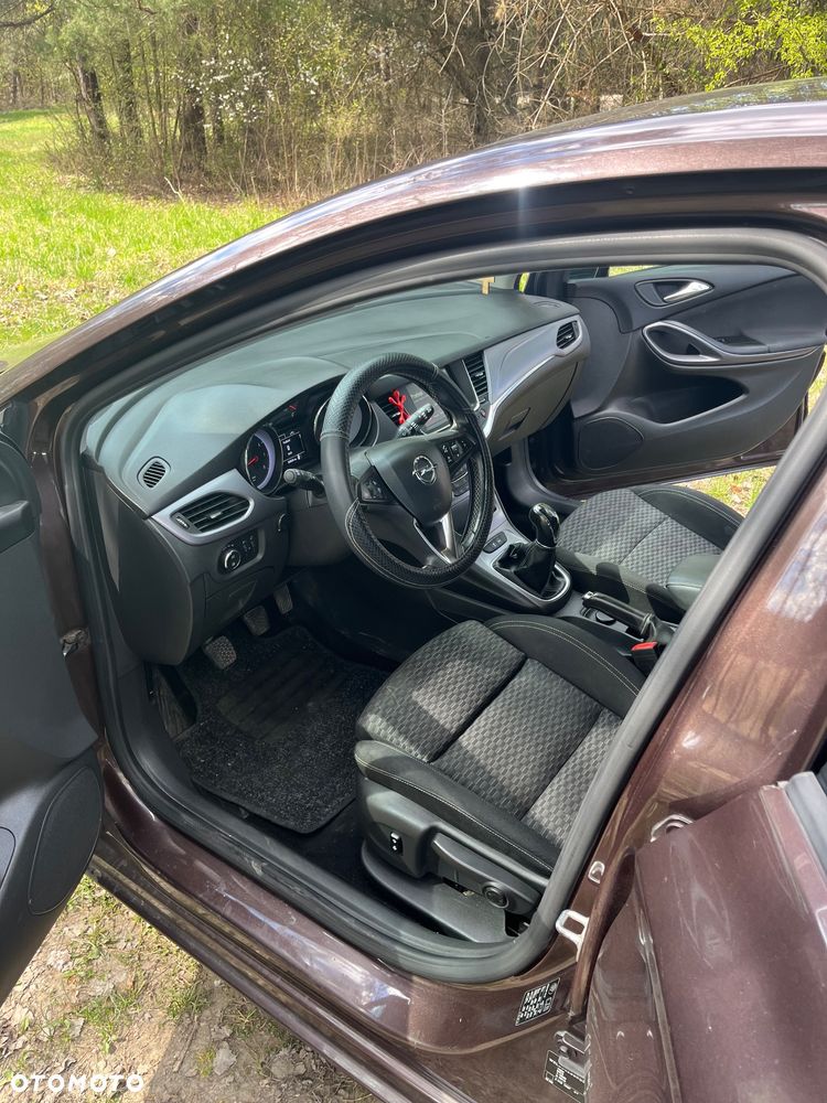 Opel Astra 1.4 T Dynamic - 7