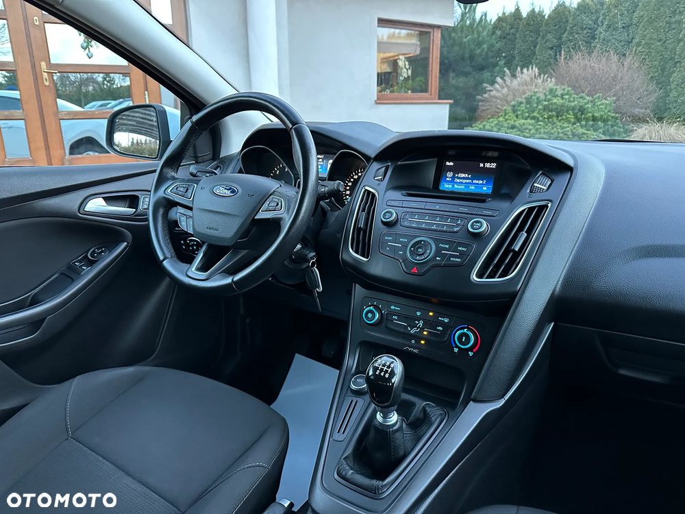 Ford Focus 1.5 EcoBlue STart-Stopp-System TITANIUM - 18