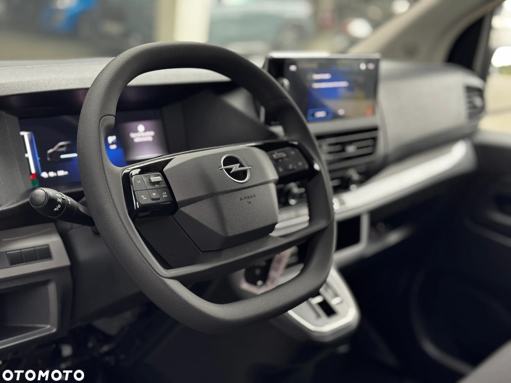 Opel Vivaro-e - 12