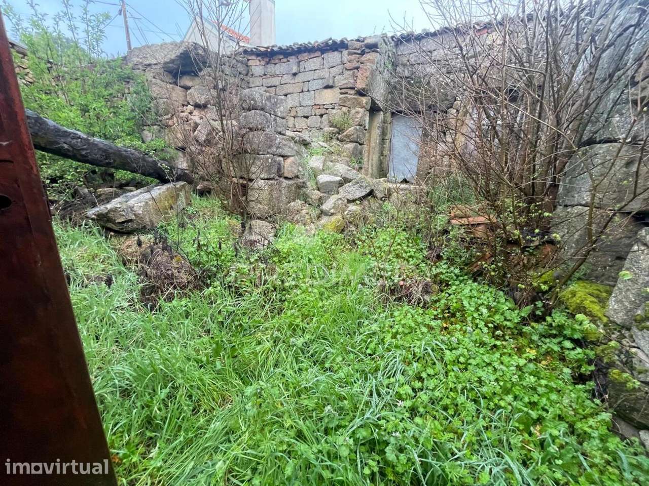 Casa em ruina para construção - Grande imagem: 2/12