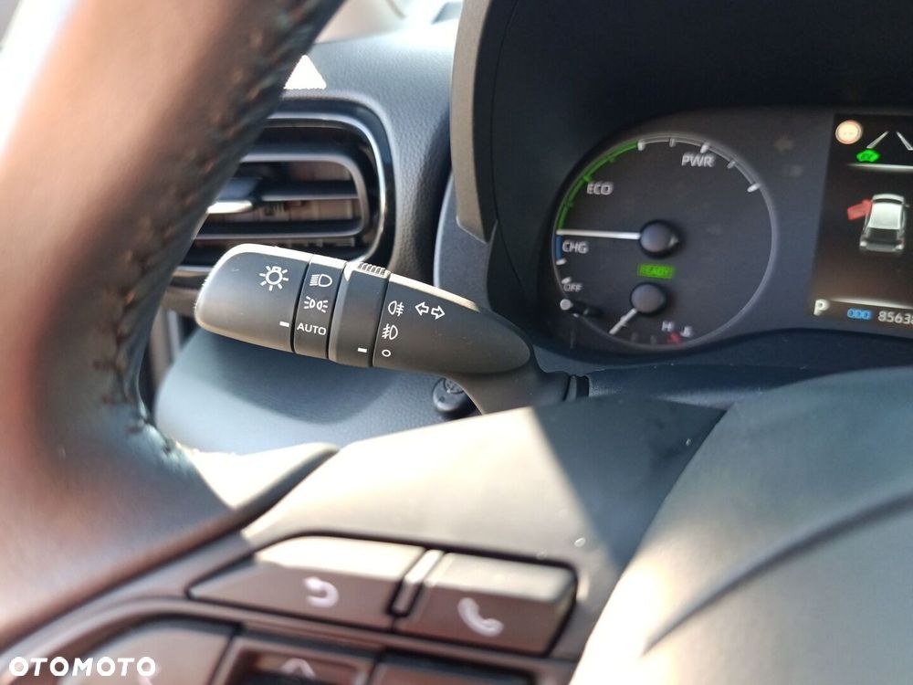 Toyota Yaris Hybrid 1.5 Comfort - 32