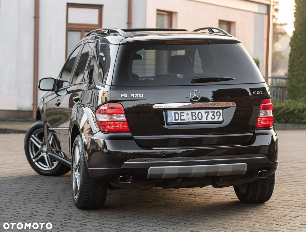 Mercedes-Benz ML 320 CDI 4Matic 7G-TRONIC - 2