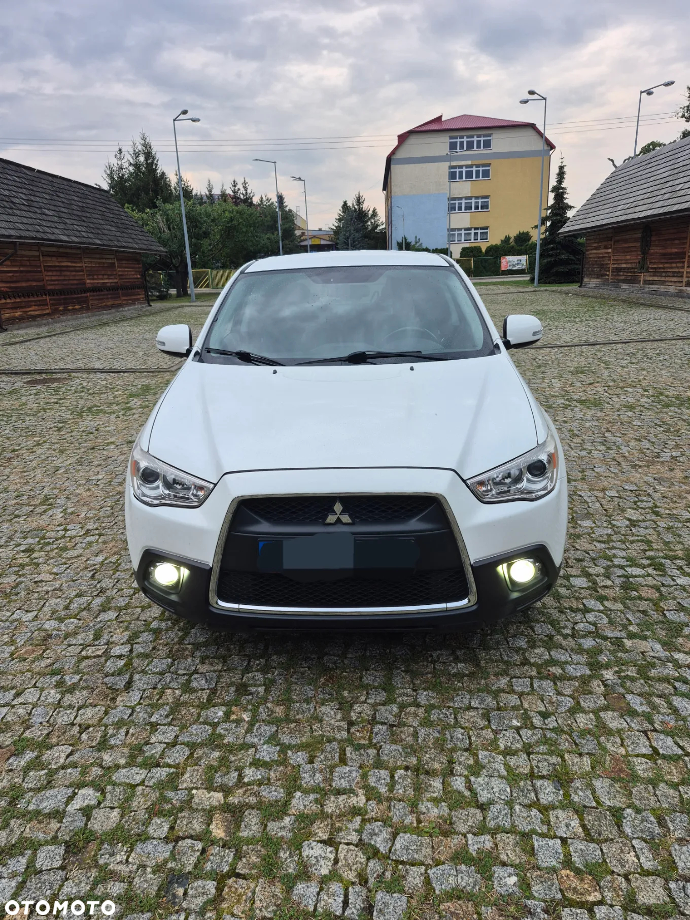 Mitsubishi ASX 1.8 DID Instyle NAVI AS&G - 13
