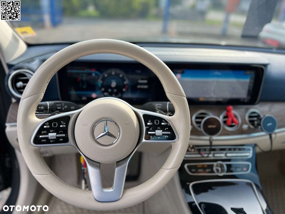 Mercedes-Benz Klasa E - 16