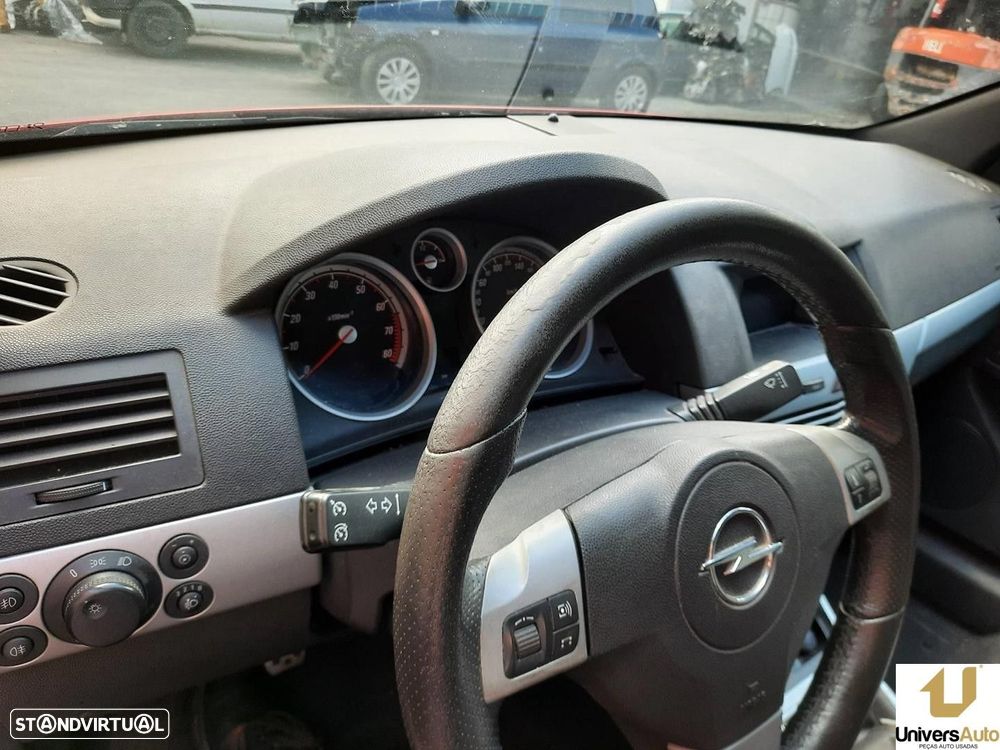 TABLIER OPEL ASTRA H GTC 2008 -13149016 - 3