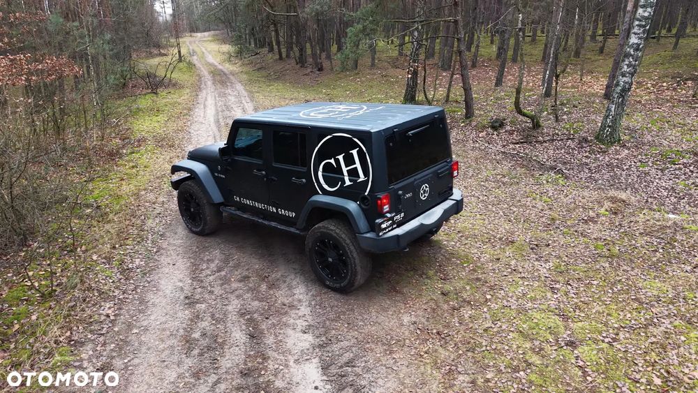 Jeep Wrangler 3.6 Unlim Night Eagle - 5