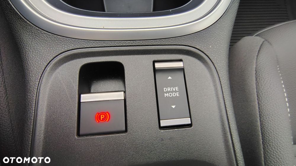 Jeep Avenger 1.2 T3 mHEV Upland 4xe eDCT6 - 25