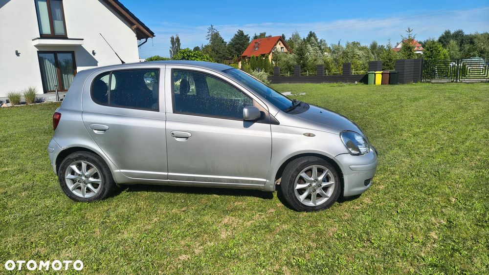 Toyota Yaris 1.3 Sol - 9