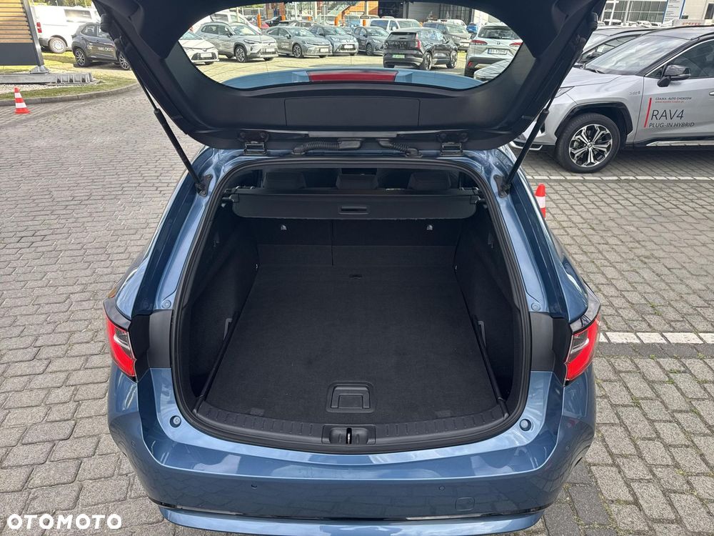 Toyota Corolla 1.8 Hybrid Comfort - 23