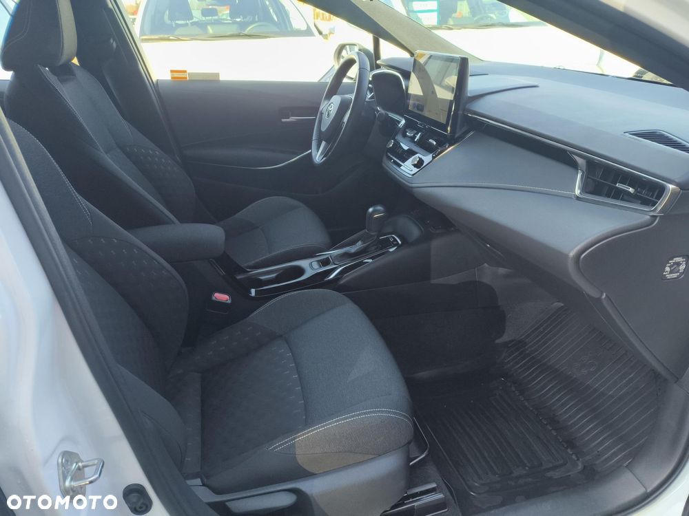 Toyota Corolla 1.8 Hybrid Comfort - 9