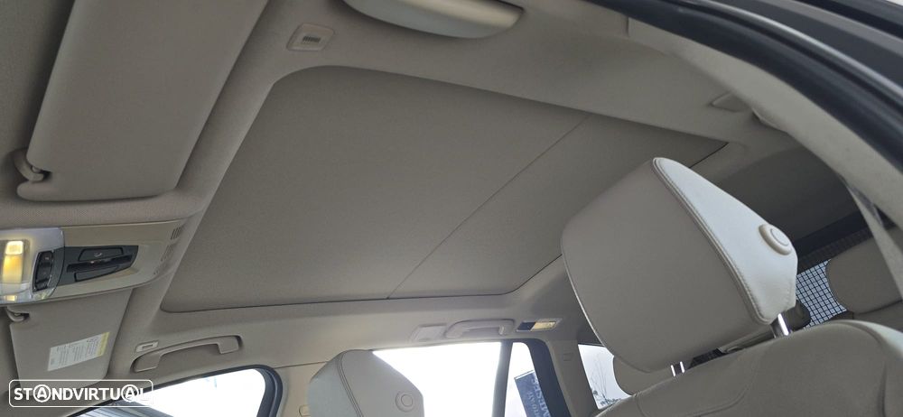 BMW 320 d Sport-Aut. Modern Line - 31