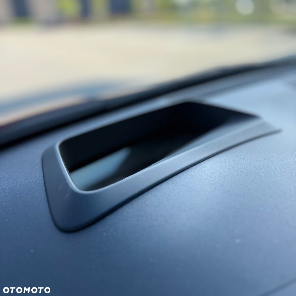Toyota Yaris - 24
