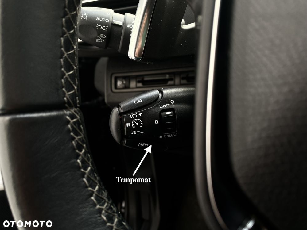 Peugeot 3008 1.5 BlueHDi Allure S&S EAT8 - 25