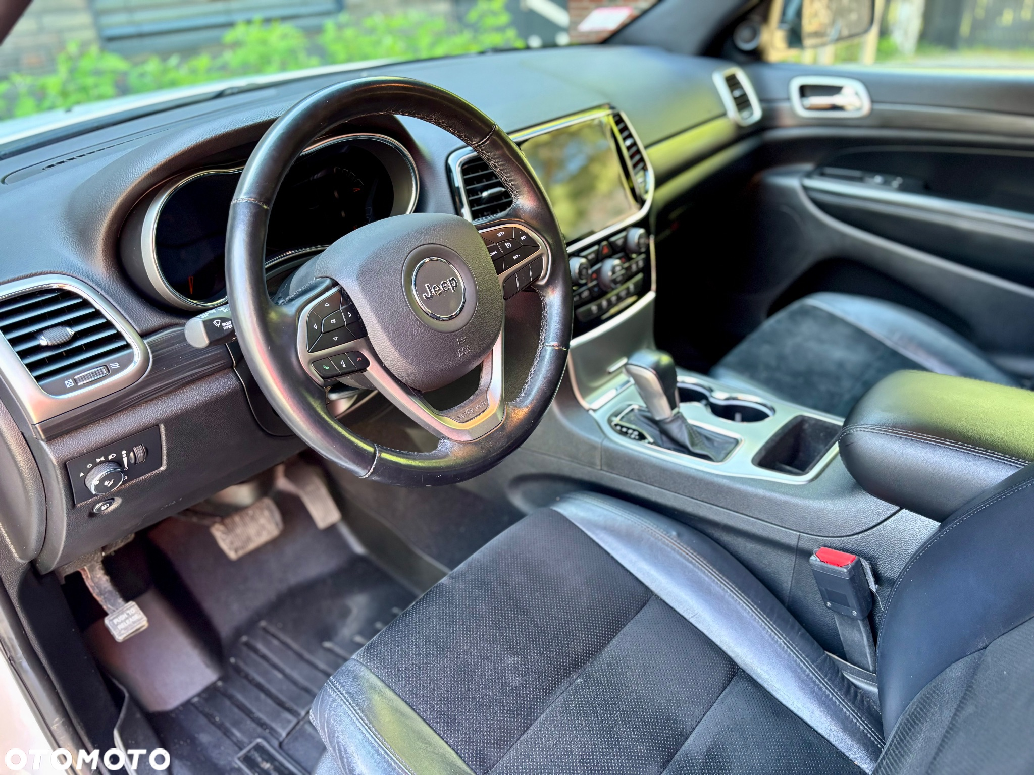 Jeep Grand Cherokee 3.6 V6 Pentastar 4WD Automatik Laredo - 8