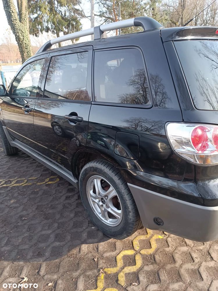 Mitsubishi Outlander 2.0 Comfort 4WD - 8