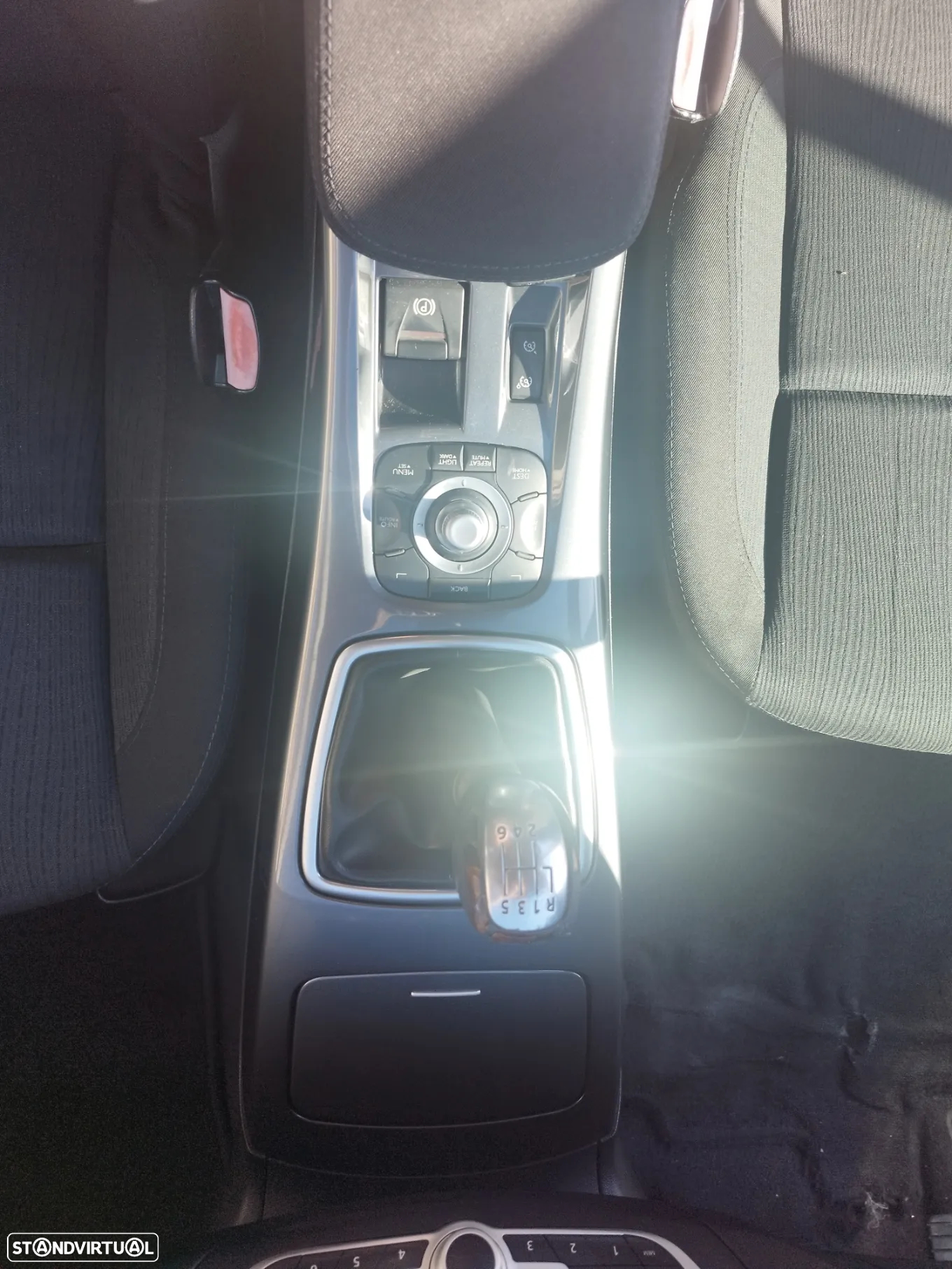 Renault Laguna Break 1.5 dCi SE Black Line - 6