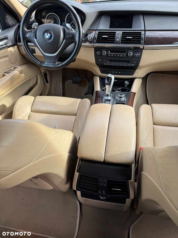 BMW X6 - 18