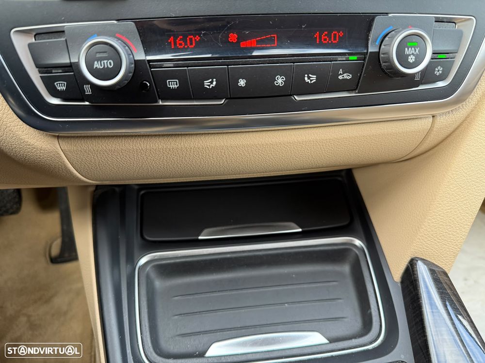 BMW 318 d Luxury Line - 10