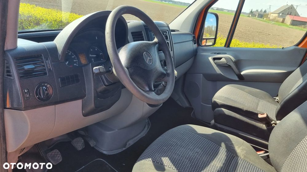 Mercedes-Benz Sprinter - 7