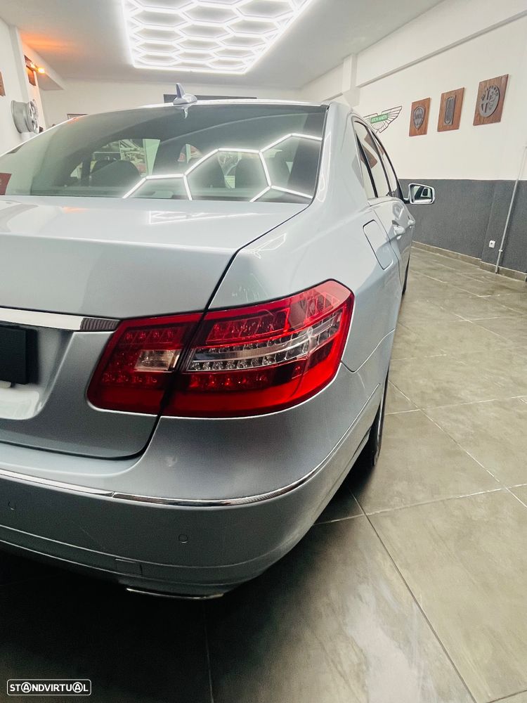 Mercedes-Benz E 300 BLUETEC Hybrid Avantgarde - 17
