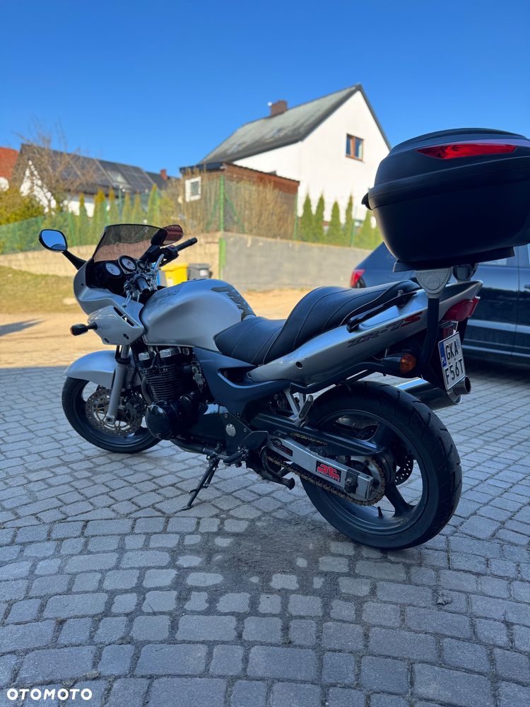 Kawasaki ZR - 5