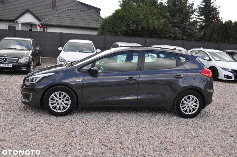 Kia Ceed 1.0 T-GDI M - 12