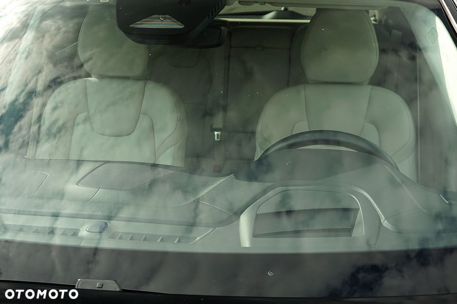 Volvo XC 60 B4 D AWD Geartronic Inscription - 11