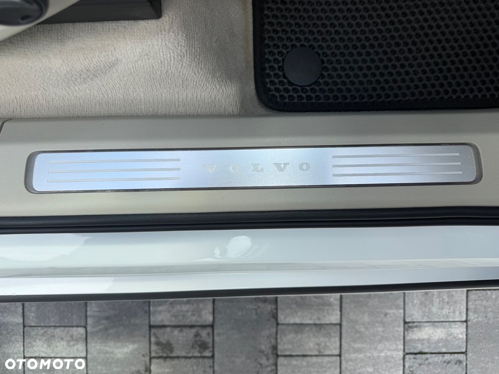 Volvo XC 90 - 18