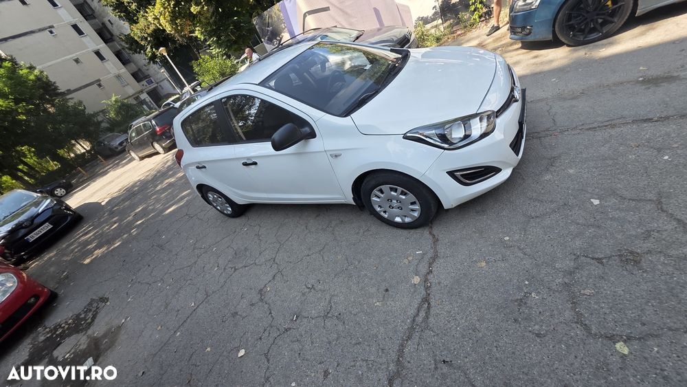Hyundai i20 1.2 Comfort - 4