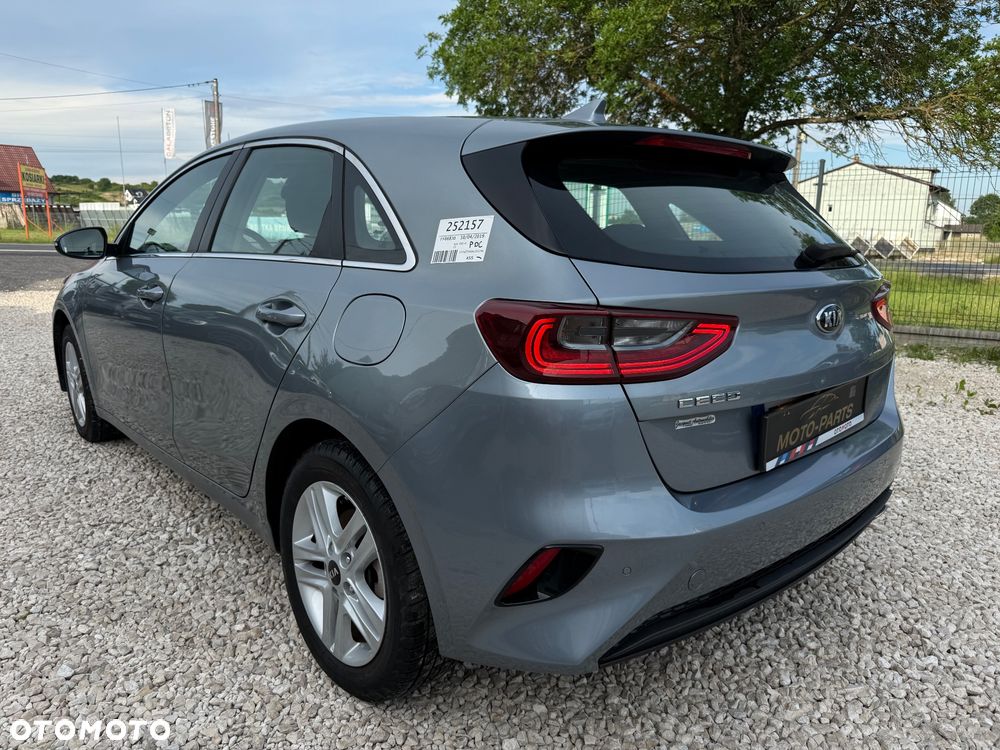 Kia Ceed - 5