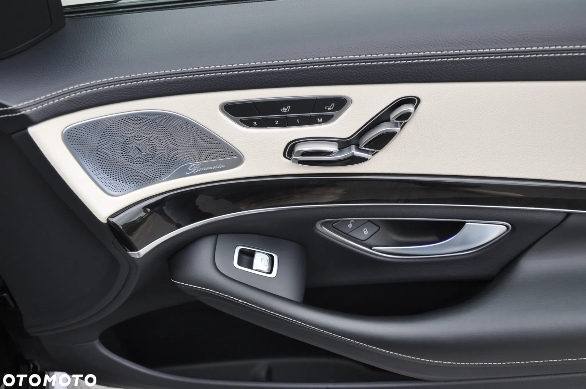 Mercedes-Benz Klasa S 500 4-Matic L 9G-TRONIC - 12