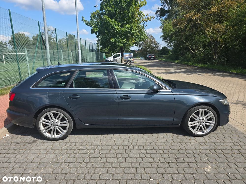 Audi A6 - 4