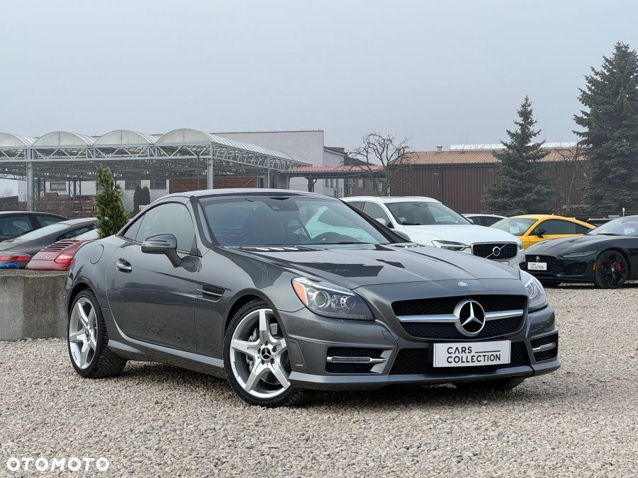Mercedes-Benz SLK 300 9G-TRONIC - 1
