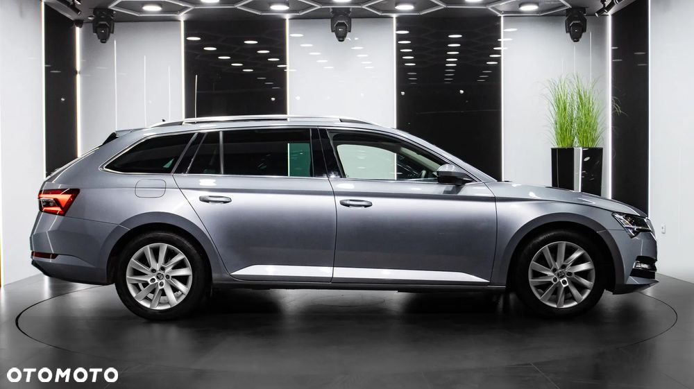 Skoda Superb 1.5 TSI ACT Style DSG - 8