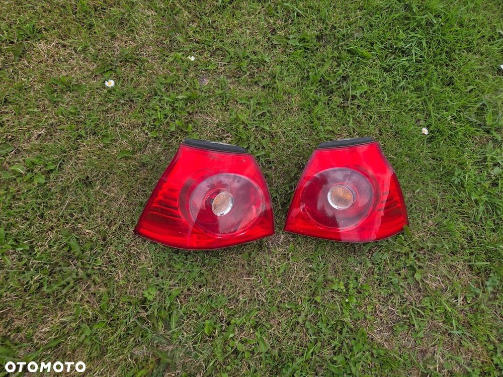 Lampa lampy tył komplet Golf V